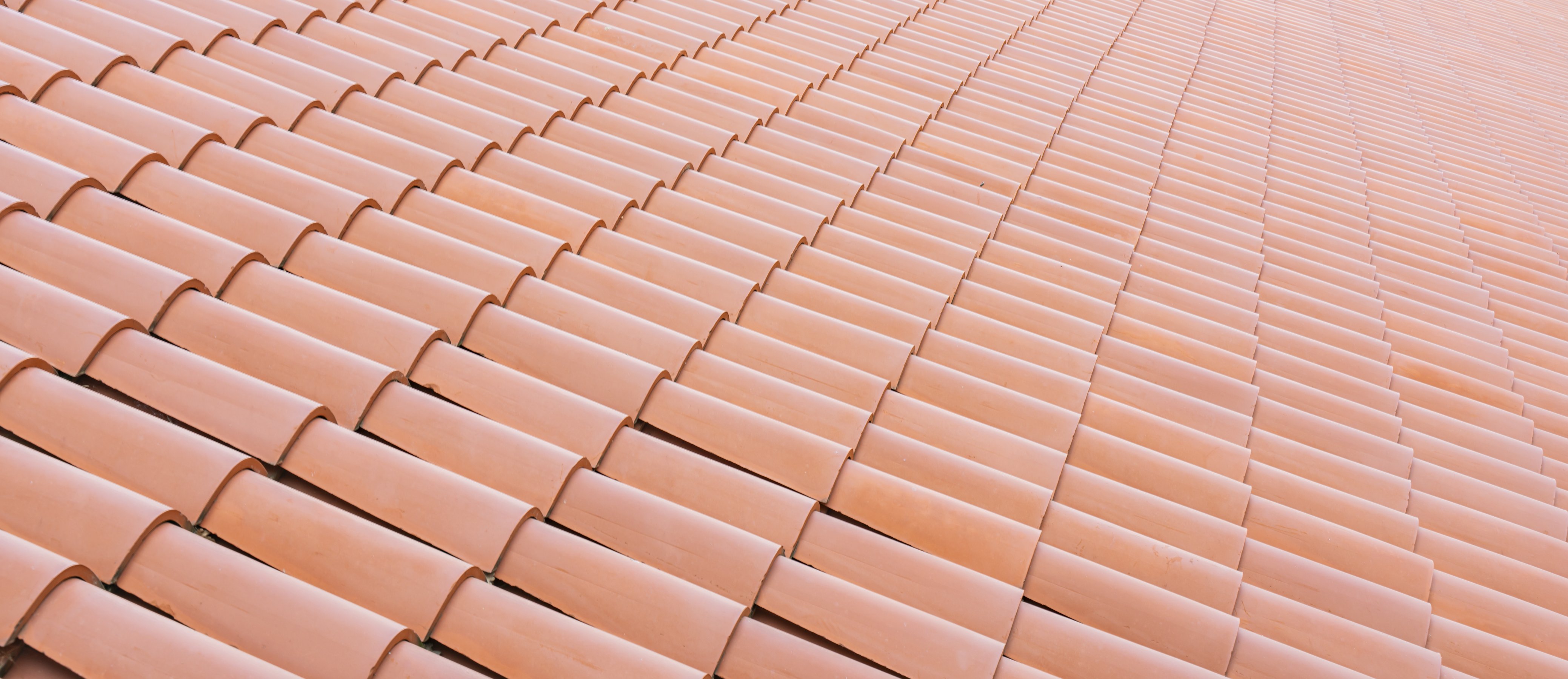 Choosing the Best Roofing Material for Your New Home: Expert Tips